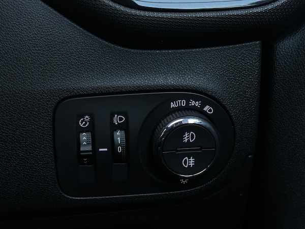 Used Vauxhall Crossland 2021 for sale - 75677820: Photo 63