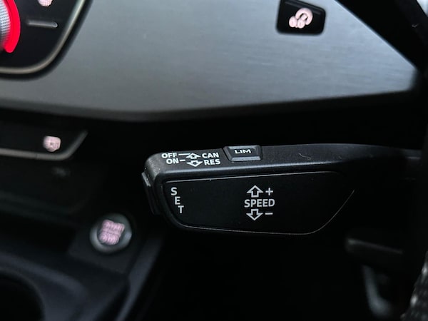 Used Audi A4 2017 for sale - 75669393: Photo 64