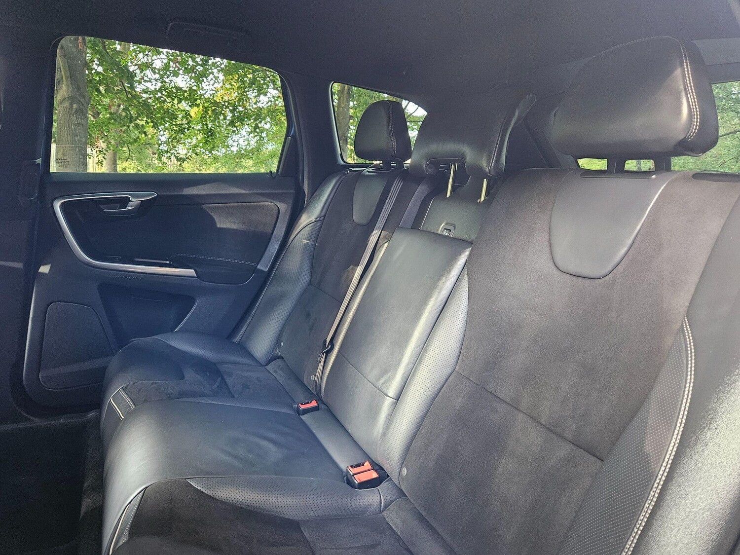 Used Volvo XC60 2017 for sale - 76094250: Photo 69