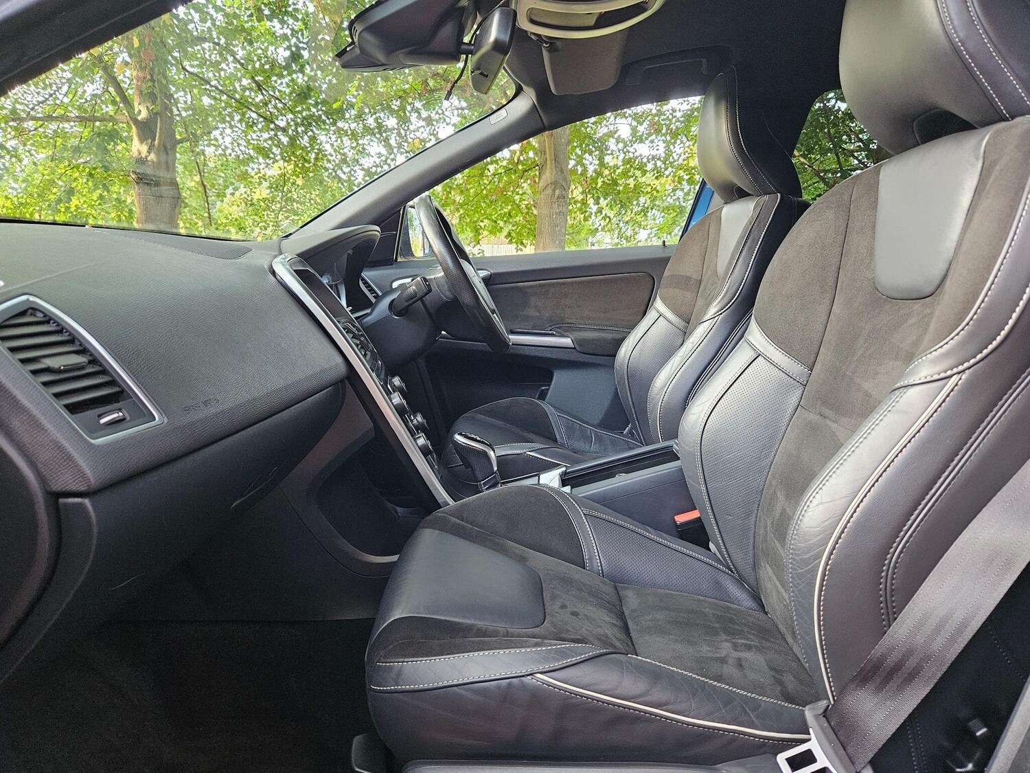 Used Volvo XC60 2017 for sale - 76094250: Photo 71