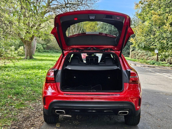Used Mercedes-Benz GLA 2019 for sale - 76200787: Photo 27