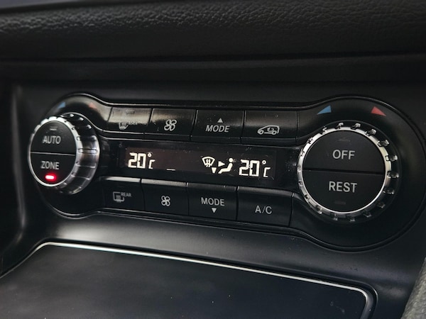 Used Mercedes-Benz GLA 2019 for sale - 76200787: Photo 60