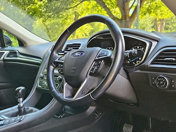 Used Ford Mondeo 2015 for sale - 75553163: Photo