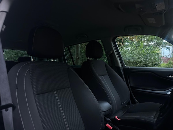 Used Vauxhall Zafira 2017 for sale - 76239556: Photo 32