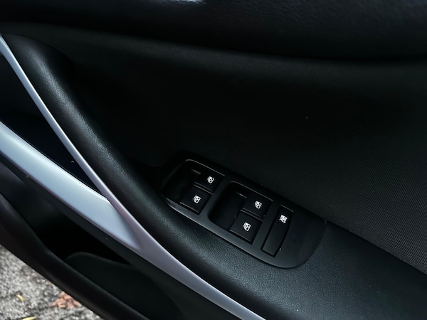 Used Vauxhall Zafira 2017 for sale - 76239556: Photo 36