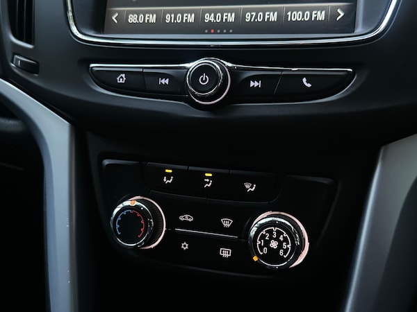 Used Vauxhall Zafira 2017 for sale - 76239556: Photo 80