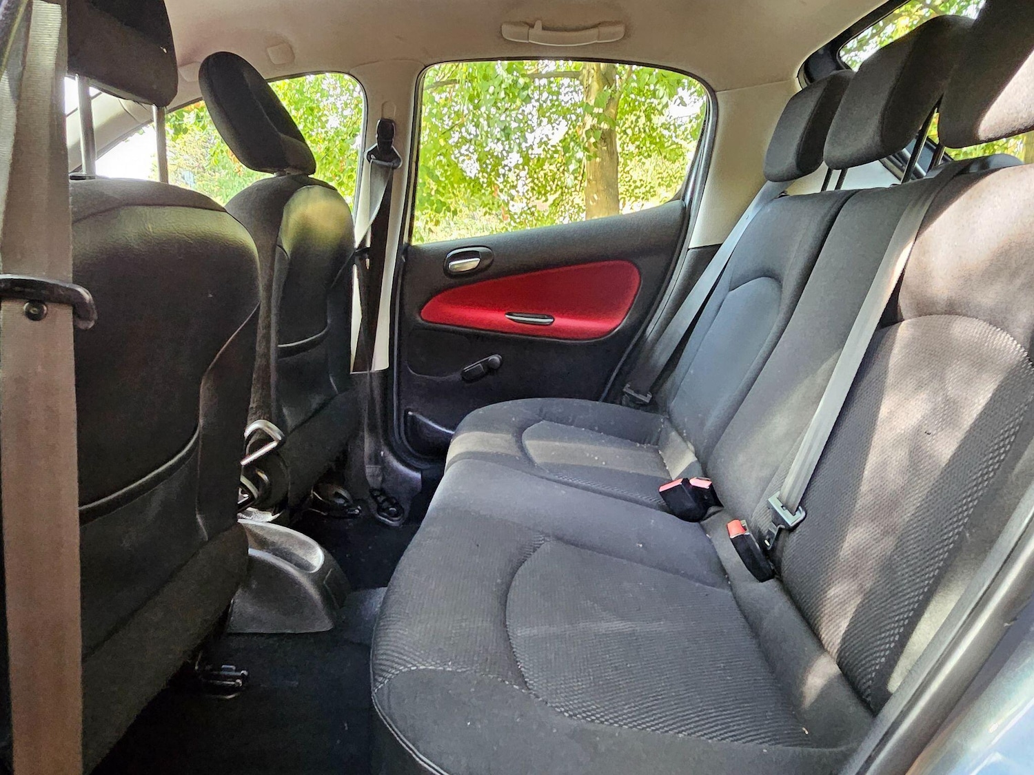 Vehicle 27