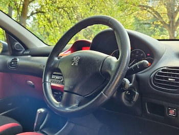 Used Peugeot 206 2006 for sale - 75681857: Photo