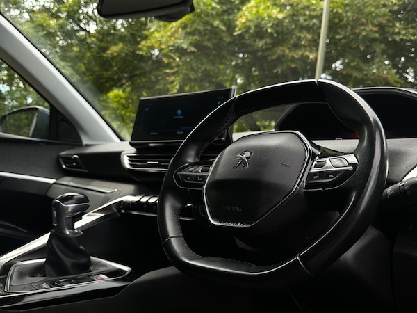 Used Peugeot 3008 2021 for sale - 76239058: Photo 2