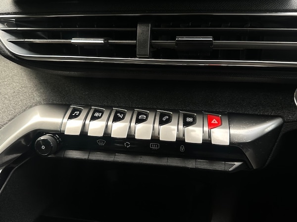 Used Peugeot 3008 2021 for sale - 76239058: Photo 73