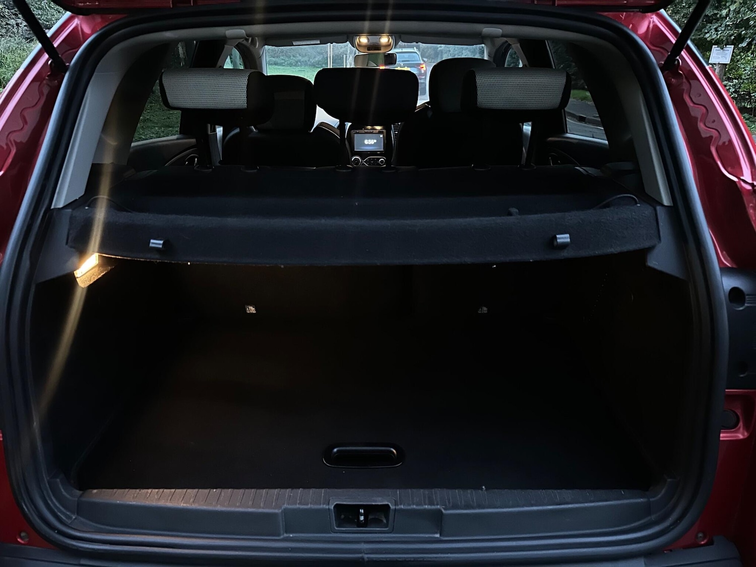 Used Renault Captur 2018 for sale - 76137244: Photo 42