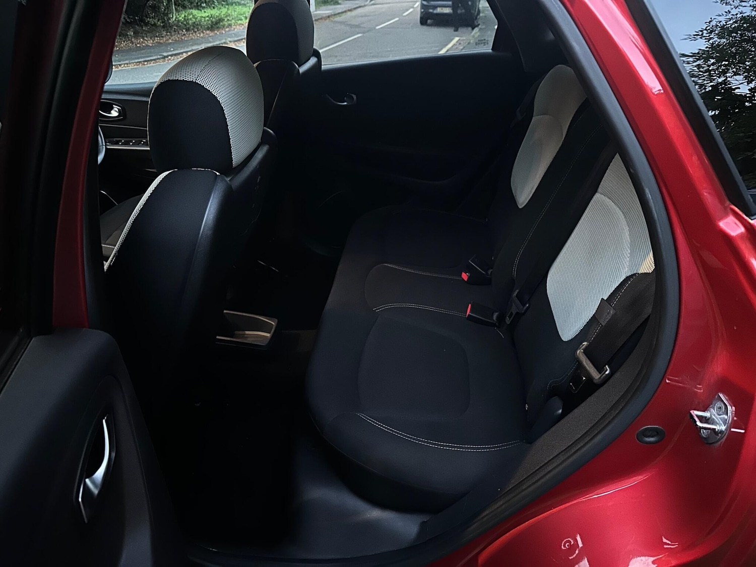 Used Renault Captur 2018 for sale - 76137244: Photo 45