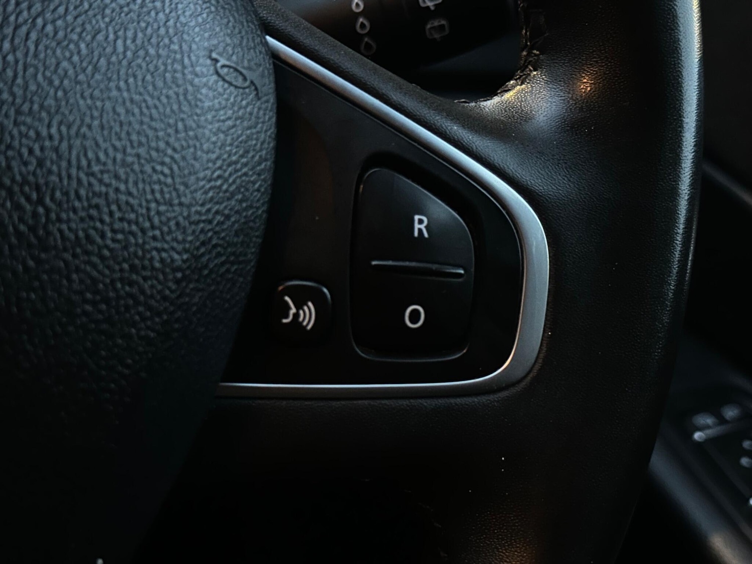 Used Renault Captur 2018 for sale - 76137244: Photo 52