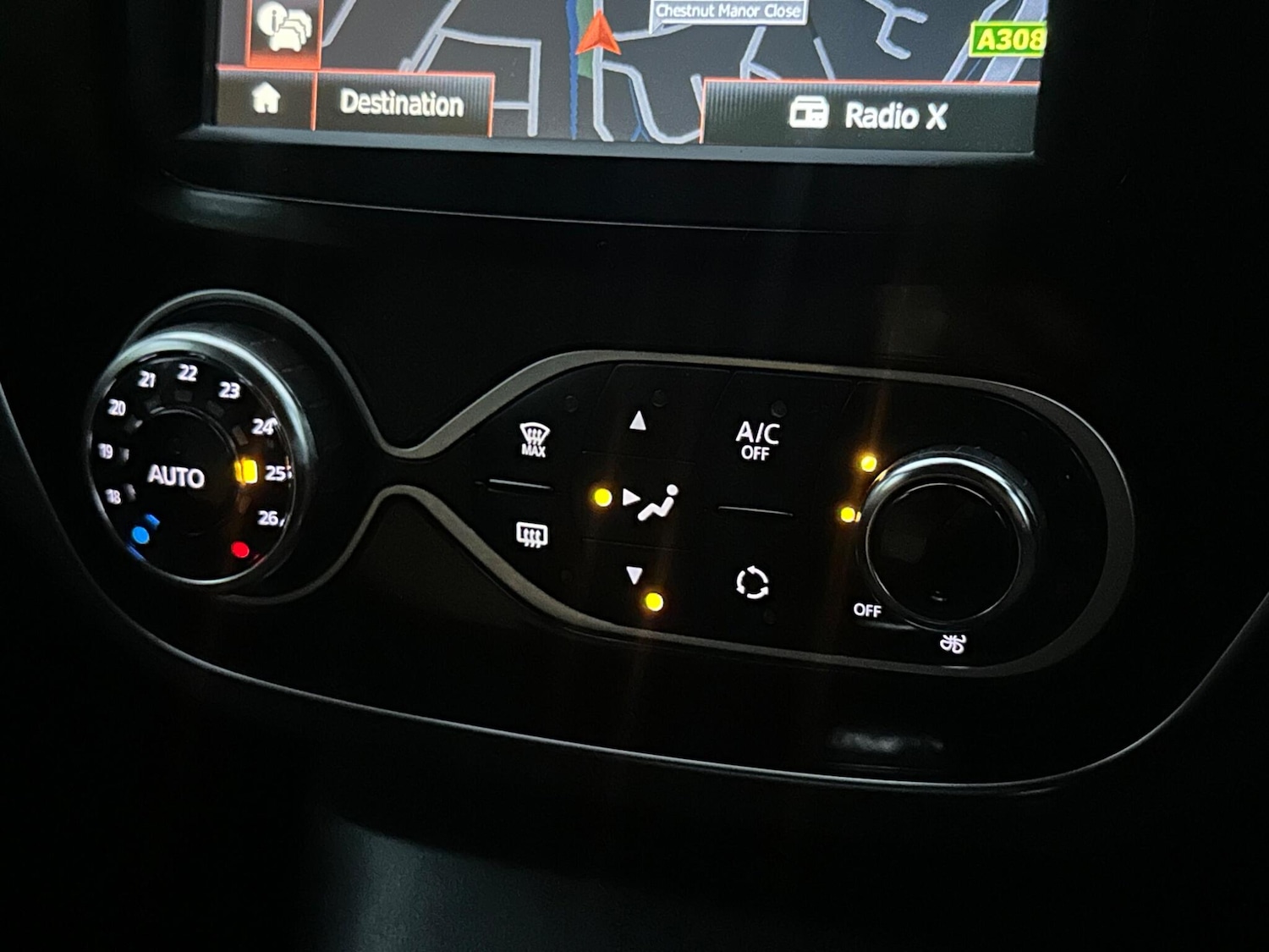 Used Renault Captur 2018 for sale - 76137244: Photo 62