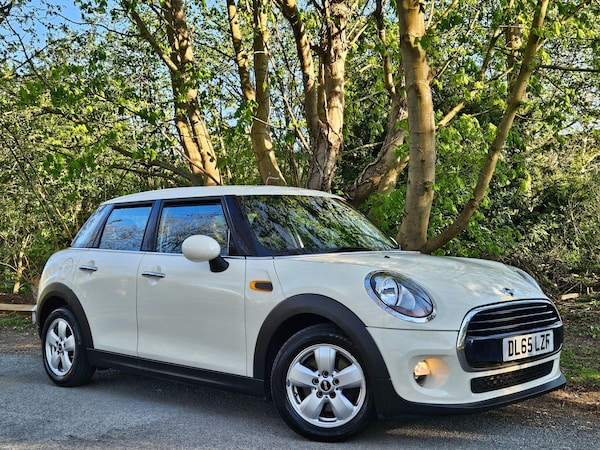 Used MINI Hatch 2015 for sale - 75678040: Photo 1