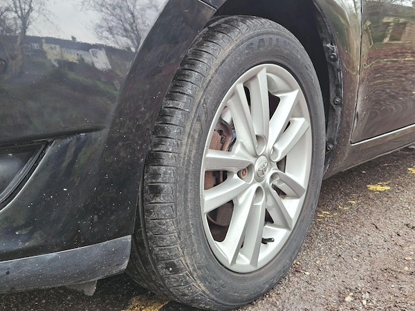 Used Toyota Auris for sale - 76238537: Photo 32