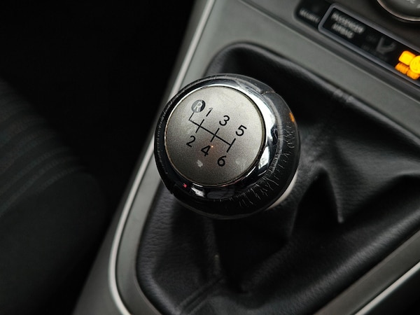 Used Toyota Auris for sale - 76238537: Photo 4