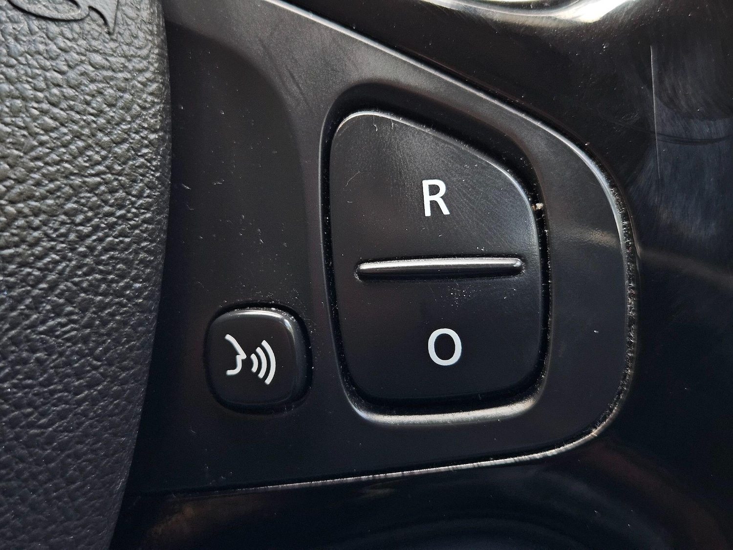 Used Renault Clio 2016 for sale - 76094788: Photo 27