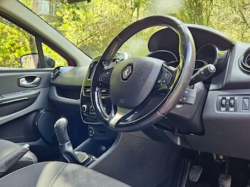 Used Renault Clio 2016 for sale - 76094788: Photo 3