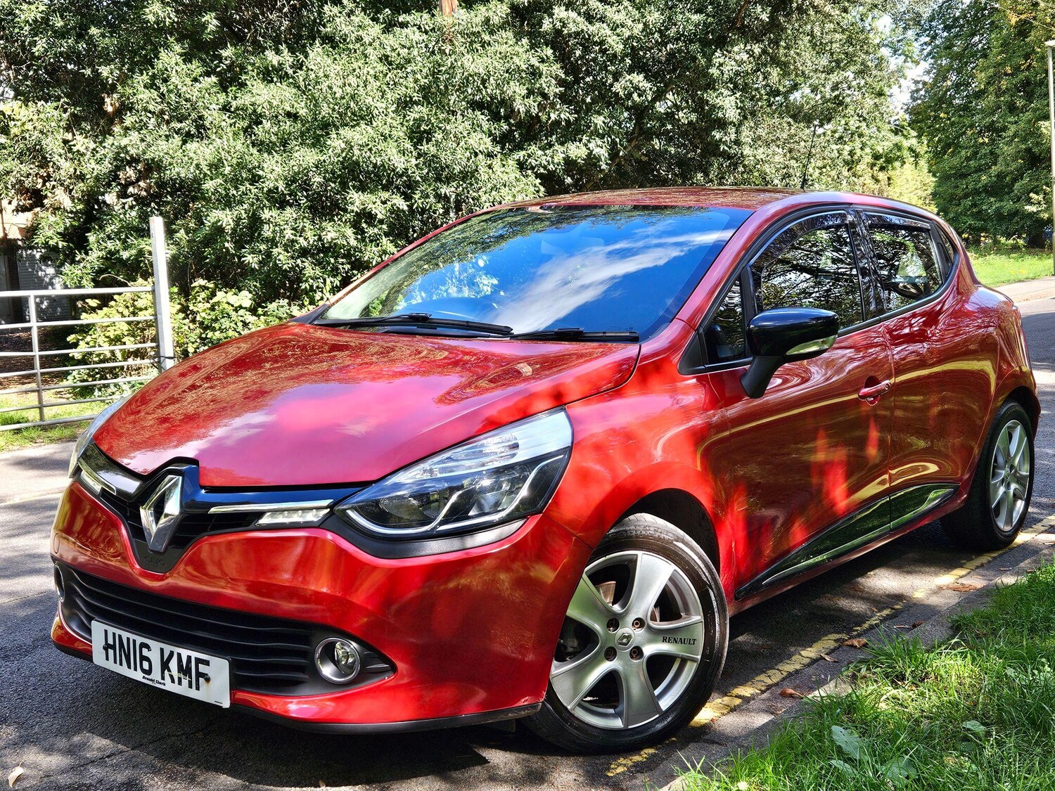 Used Renault Clio 2016 for sale - 76094788: Photo 49