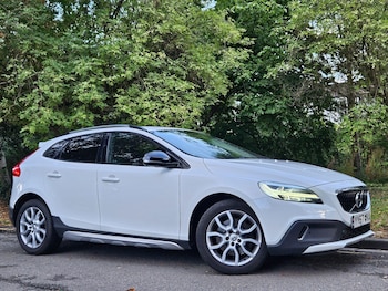 Volvo - V40