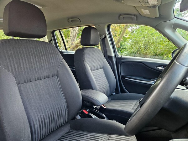 Used Vauxhall Zafira 2017 for sale - 76239784: Photo 26