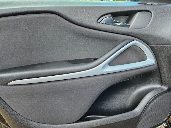 Used Vauxhall Zafira 2017 for sale - 76239784: Photo 42