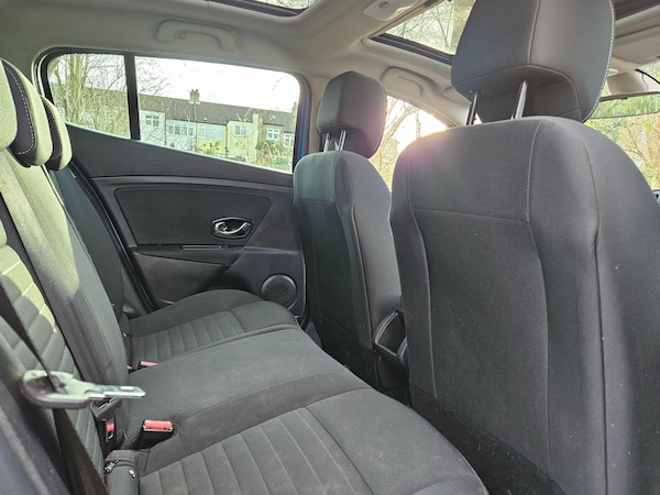 Used Renault Megane 2015 for sale - 76239434: Photo 13