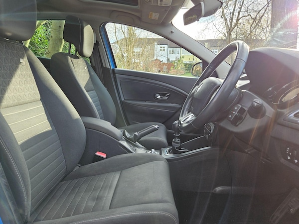 Used Renault Megane 2015 for sale - 76239434: Photo 15