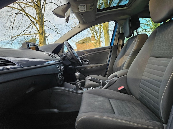 Used Renault Megane 2015 for sale - 76239434: Photo 50