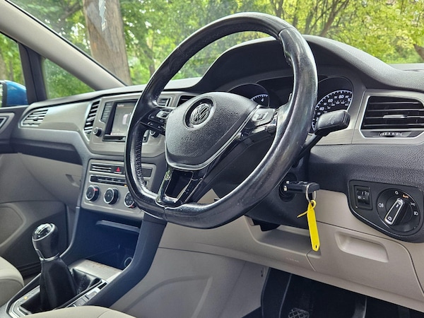 Used Volkswagen Golf SV 2015 for sale - 76175559: Photo 2