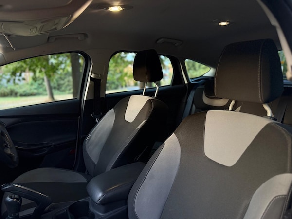 Used Ford Focus 2011 for sale - 75658467: Photo 29