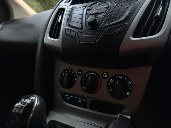 Used Ford Focus 2011 for sale - 75658467: Photo 54