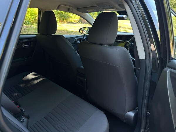 Used Toyota Auris 2018 for sale - 76239749: Photo 46
