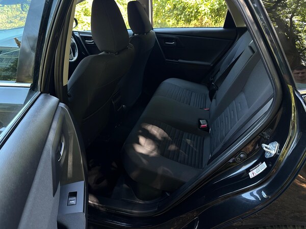 Used Toyota Auris 2018 for sale - 76239749: Photo 53