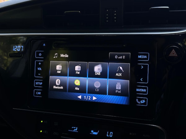 Used Toyota Auris 2018 for sale - 76239749: Photo 71