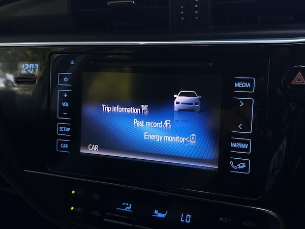 Used Toyota Auris 2018 for sale - 76239749: Photo 78