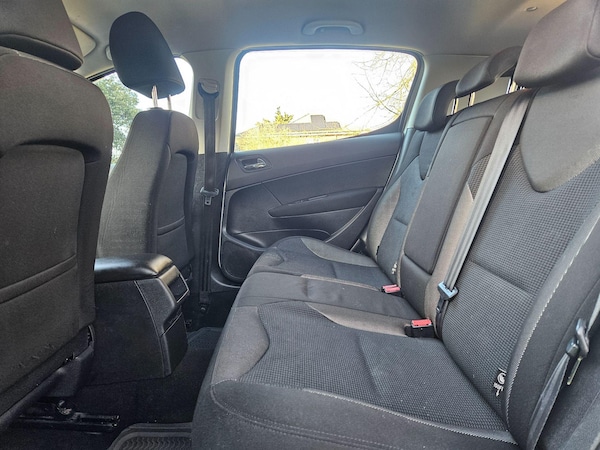 Used Peugeot 308 2011 for sale - 75552652: Photo 12