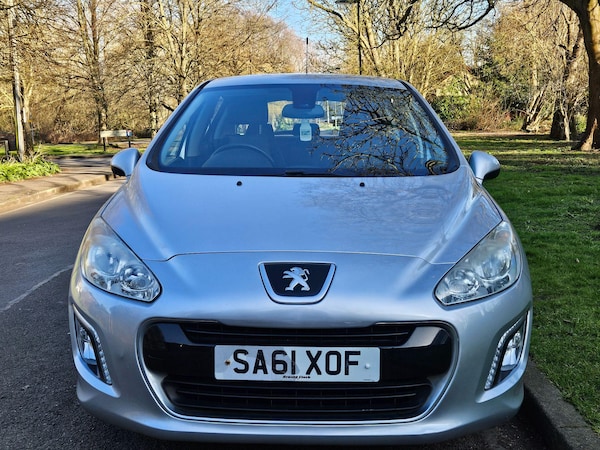 Used Peugeot 308 2011 for sale - 75552652: Photo 17