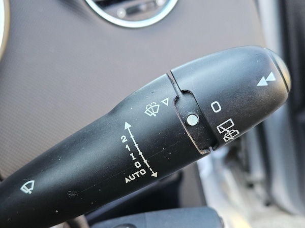 Used Peugeot 308 2011 for sale - 75552652: Photo 19