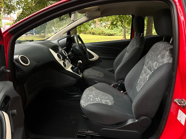 Used Ford Ka 2014 for sale - 75552498: Photo 24
