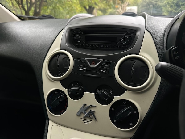 Used Ford Ka 2014 for sale - 75552498: Photo 32