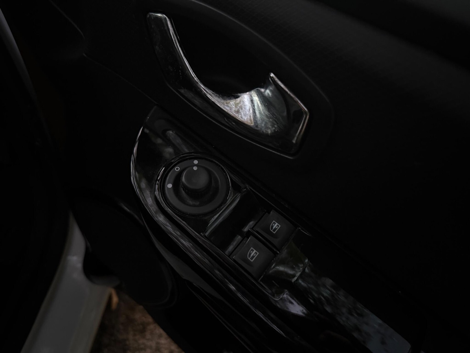 Used Renault Clio 2013 for sale - 76083835: Photo 34