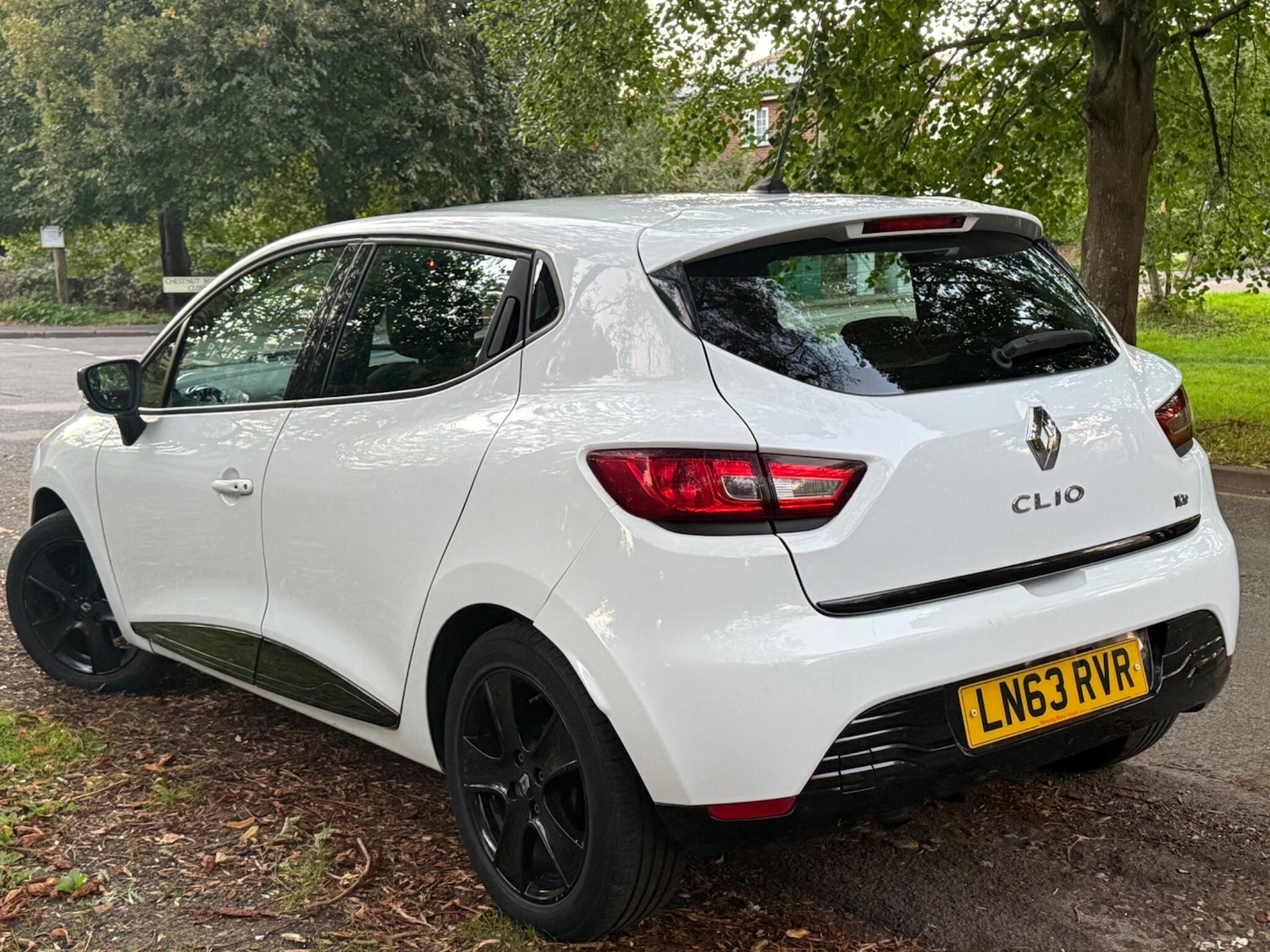 Used Renault Clio 2013 for sale - 76083835: Photo 4