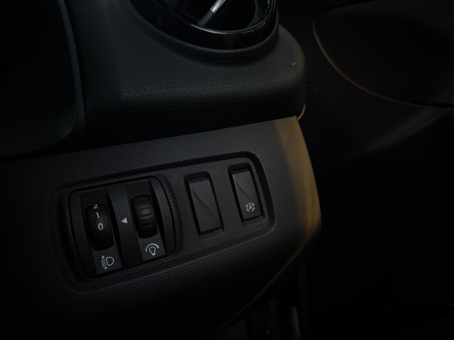 Used Renault Clio 2013 for sale - 76083835: Photo 48