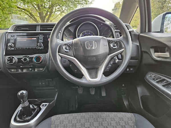 Used Honda Jazz 2017 for sale - 75552968: Photo 30