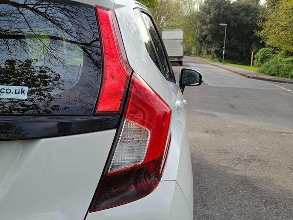 Used Honda Jazz 2017 for sale - 75552968: Photo 40
