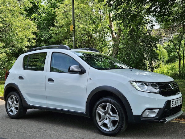 Used Dacia Sandero Stepway 2017 for sale - 75553110: Photo 11