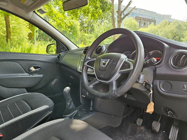 Used Dacia Sandero Stepway 2017 for sale - 75553110: Photo 17