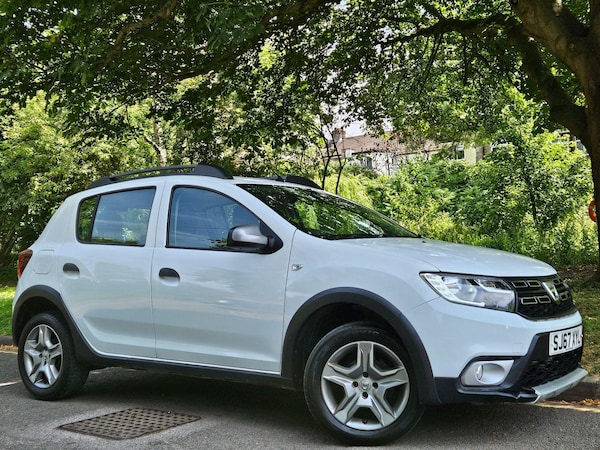 Used Dacia Sandero Stepway 2017 for sale - 75553110: Photo 1